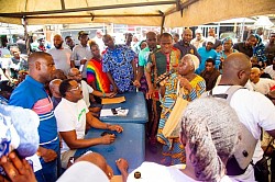 Community Townhall Meeting Holding in Love Garden, Surulere.